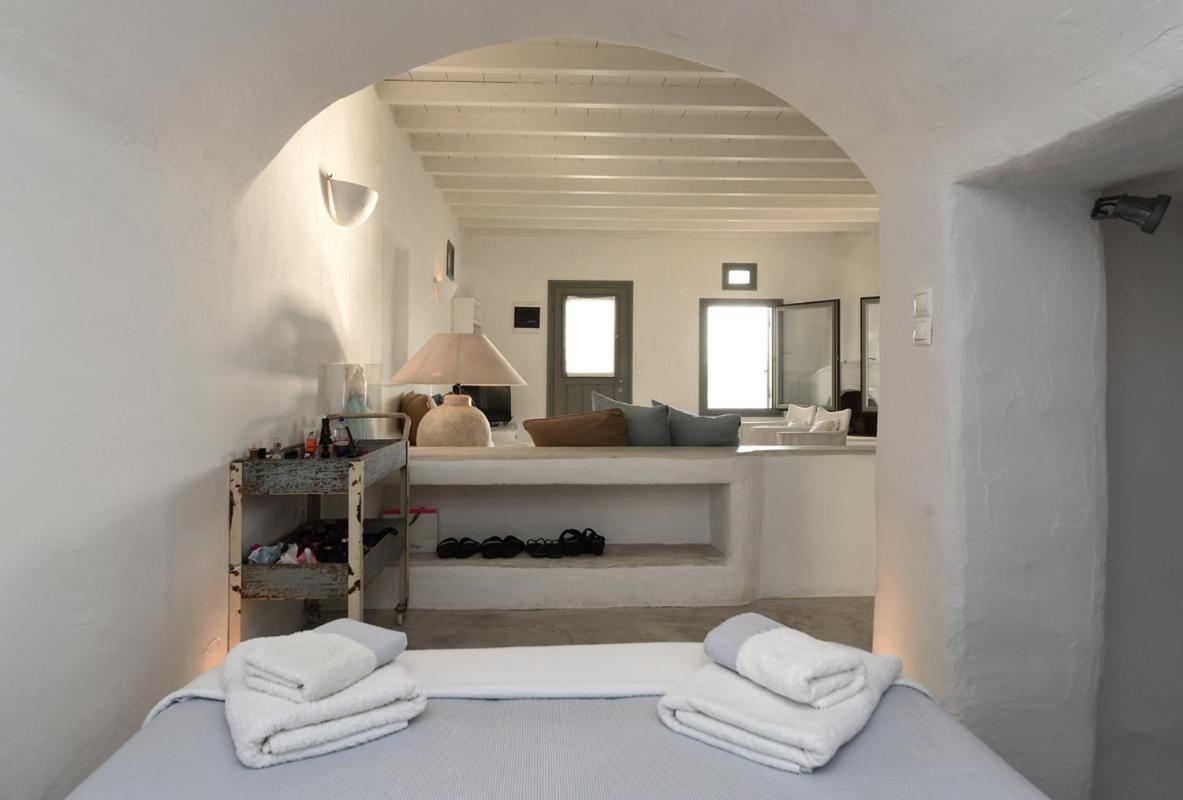 Ochre Dream, Beach Front & Sunset Villa Naousa Εξωτερικό φωτογραφία